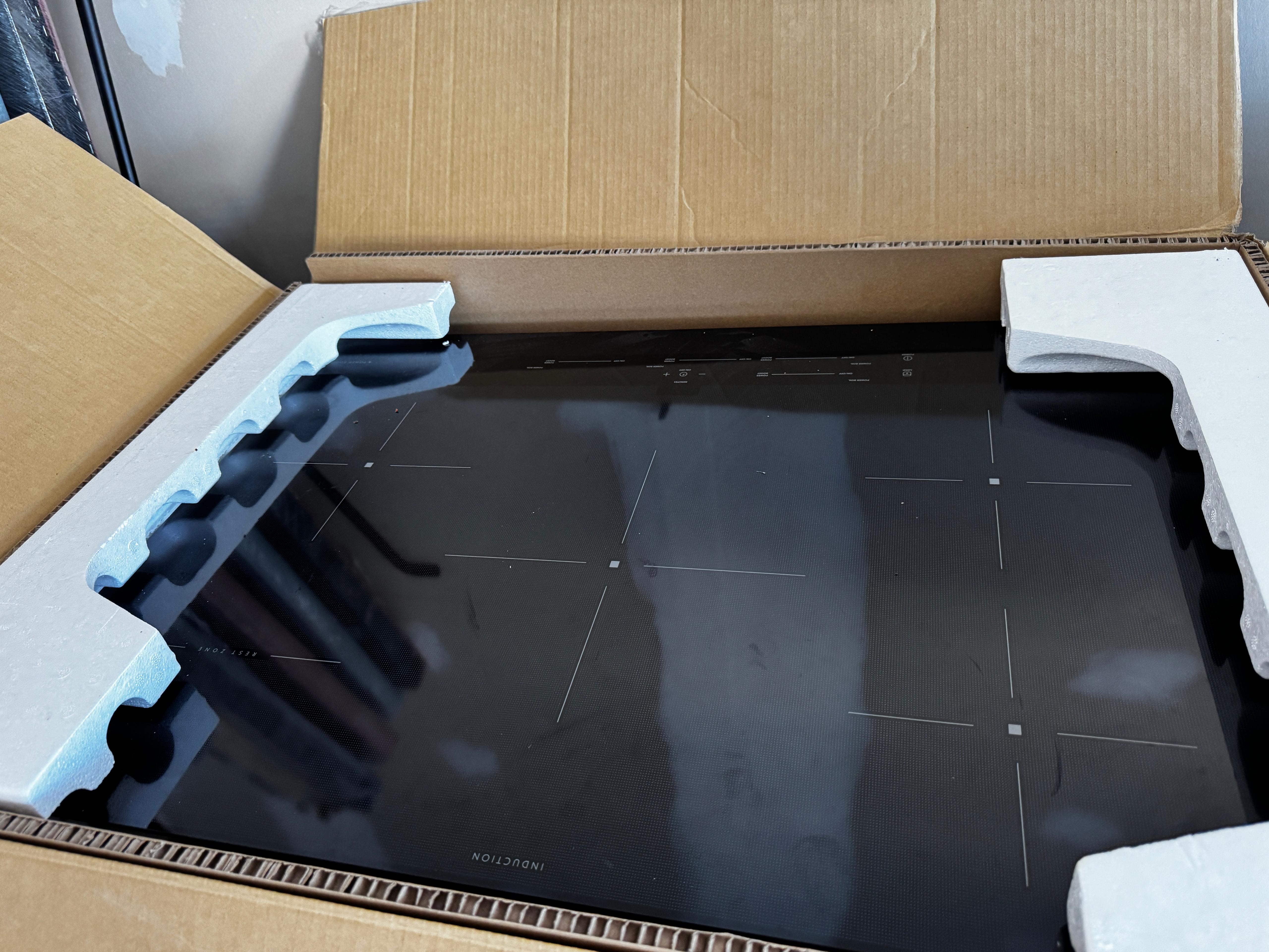 Built-In Black Glass Induction Cooktop